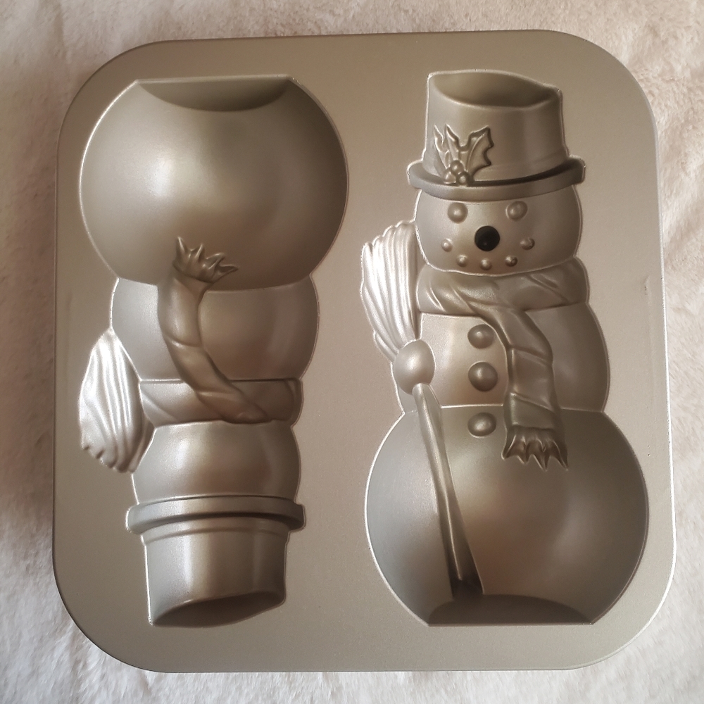 Nordic Ware 3D Snowman Cake Pan